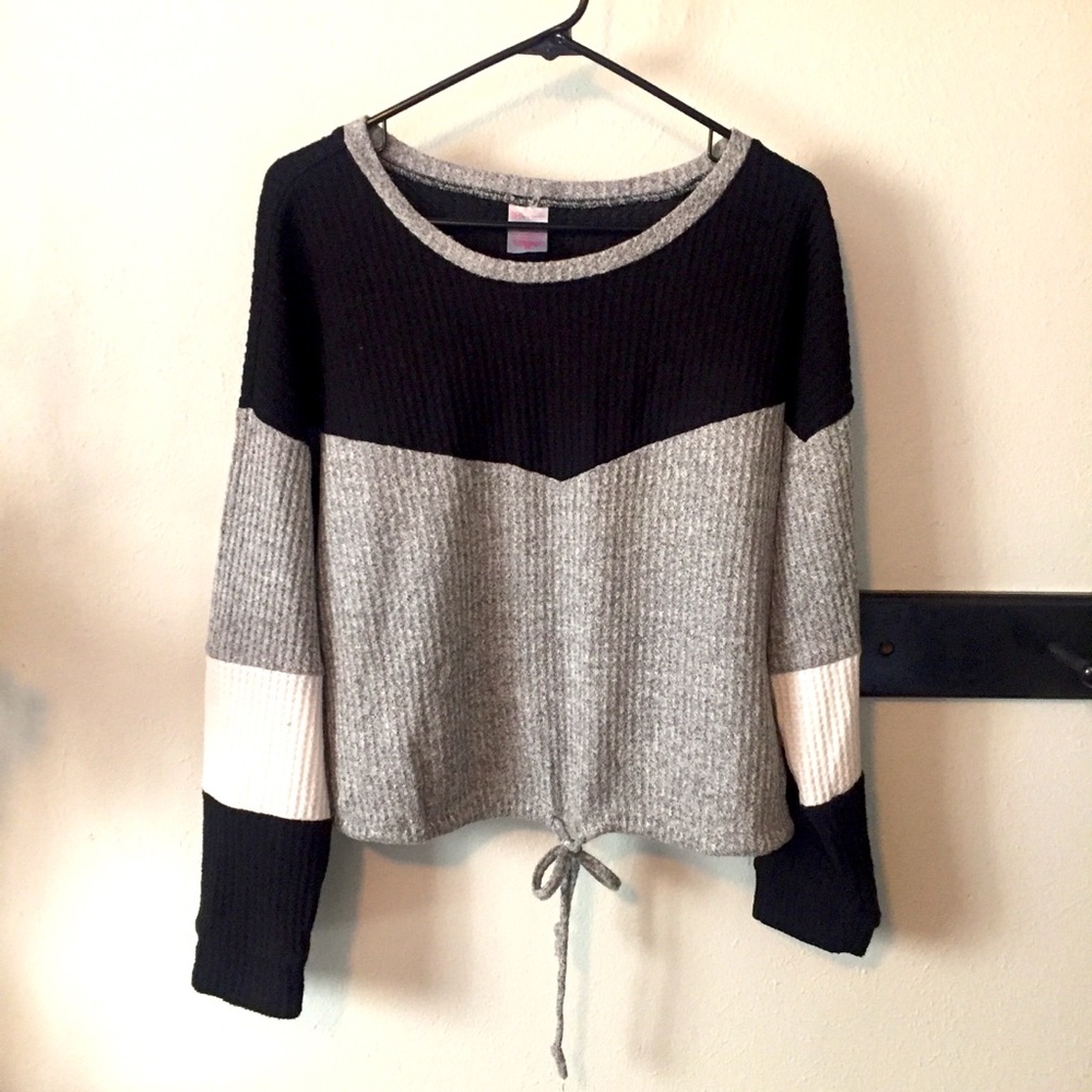 No boundaries sweater - Picture 1 of 5